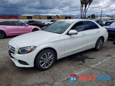 2015 MERCEDES-BENZ C 300 4MATIC 55SWF4KBXFU029111 - główne zdjęcie licytacji z USA - miniatura