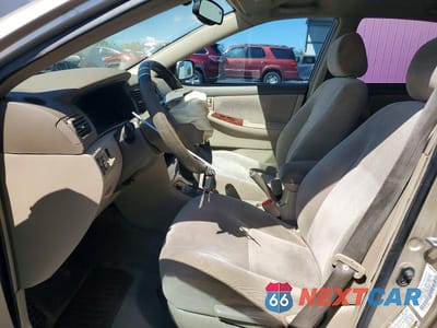 Zdjęcie 7 z 13 samochodu: 2005 TOYOTA COROLLA LE VIN:1NXBR32E95Z393730 - miniatura