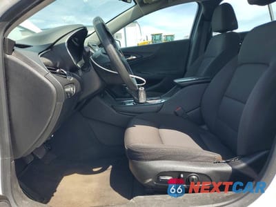 Zdjęcie 7 z 12 samochodu: 2018 CHEV MALIBU LT VIN:1G1ZD5ST5JF151827 - miniatura