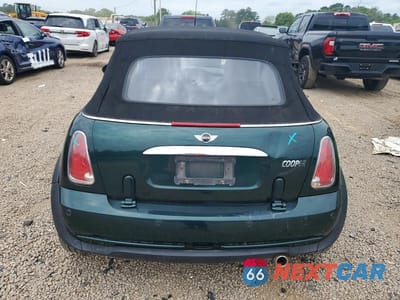 Zdjęcie 6 z 12 samochodu: 2005 MINI COOPER VIN:WMWRF33525TF62566 - miniatura