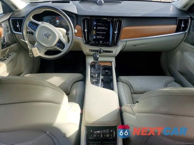 Zdjęcie 8 z 12 samochodu: 2017 VOLVO S90 T6 INSCRIPTION VIN:YV1A22MLXH1007519 - miniatura
