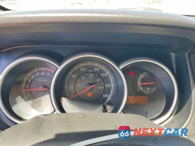 Zdjęcie 9 z 12 samochodu: 2010 NISSAN VERSA 1.8 S VIN:3N1BC1CP4AL467699 - miniatura