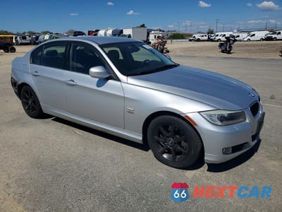 Czwarte zdjęcie samochodu z boku: 2011 BMW 328 XI SULEV VIN:WBAPK5G55BNN80193 - miniatura