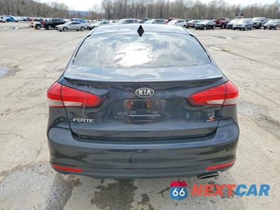 Zdjęcie 6 z 11 samochodu: 2018 KIA FORTE S VIN:3KPFL4A76JE170649 - miniatura