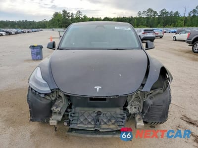 Piąte zdjęcie samochodu w środku: 2024 TESLA MODEL Y VIN:7SAYGDEE0RA221963 - miniatura