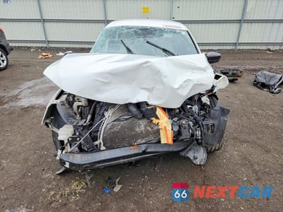 Piąte zdjęcie samochodu w środku: 2016 VOLKSWAGEN JETTA SPORT VIN:3VWD17AJ4GM412747 - miniatura