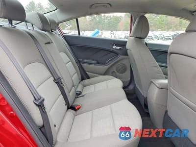 Zdjęcie 10 z 12 samochodu: 2014 KIA FORTE EX VIN:KNAFX4A84E5162335 - miniatura