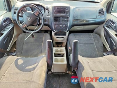 Zdjęcie 8 z 13 samochodu: 2011 DODGE GRAND CARAVAN MAINSTREET VIN:2D4RN3DG9BR682969 - miniatura