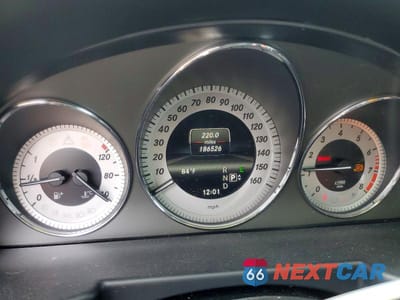 Zdjęcie 9 z 13 samochodu: 2013 MERCEDES-BENZ GLK 350 4MATIC VIN:WDCGG8JB2DG078117 - miniatura