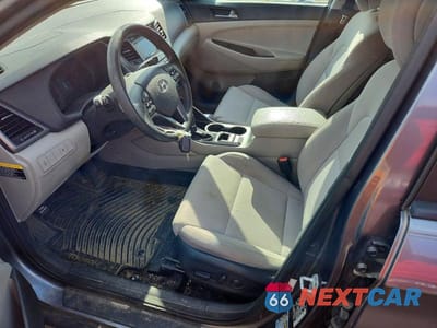 Zdjęcie 7 z 13 samochodu: 2016 HYUNDAI TUCSON SE VIN:KM8J3CA49GU075342 - miniatura