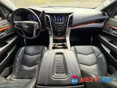Zdjęcie 9 z 14 samochodu: 2019 CADILLAC ESCALADE ESV VIN:1GYS4GKJ3KR281635 - miniatura