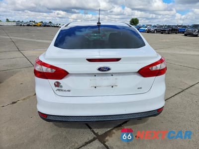 Zdjęcie 6 z 12 samochodu: 2014 FORD FOCUS SE VIN:1FADP3F21EL374636 - miniatura