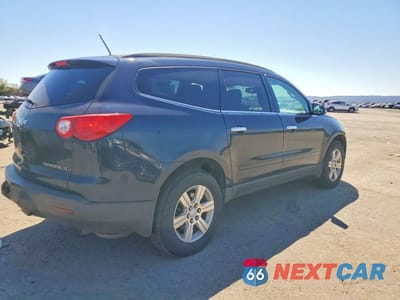 Trzecie zdjęcie samochodu z tyłu: 2011 CHEVROLET TRAVERSE LT VIN:1GNKVGED9BJ274557 - miniatura