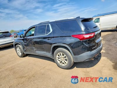 Drugie zdjęcie samochodu z przodu: 2018 CHEVROLET TRAVERSE LT VIN:1GNERGKW1JJ189640 - miniatura