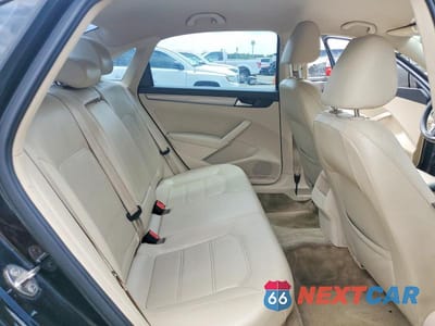 Zdjęcie 10 z 12 samochodu: 2015 VOLKSWAGEN PASSAT S VIN:1VWAS7A38FC122058 - miniatura