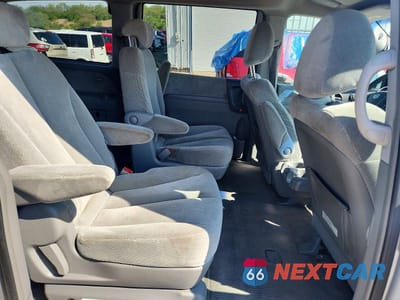 Zdjęcie 11 z 13 samochodu: 2006 KIA SEDONA LX VIN:KNDMB233866041043 - miniatura