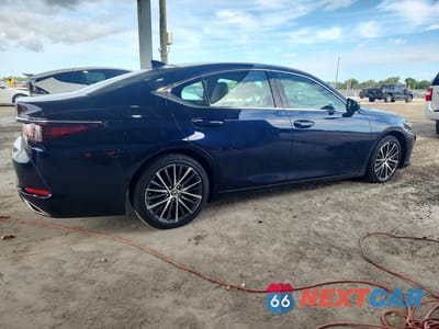 Trzecie zdjęcie samochodu z tyłu: 2022 LEXUS ES 350 BASE VIN:58ADZ1B17NU112480 - miniatura