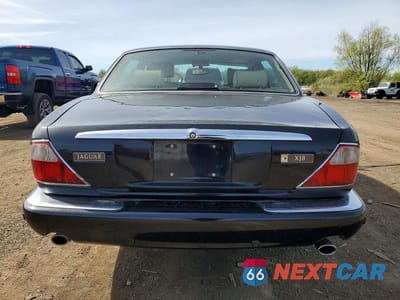 Zdjęcie 6 z 12 samochodu: 2001 JAGUAR XJ8 VIN:SAJDA14C61LF32804 - miniatura