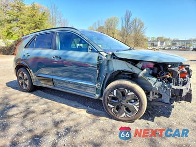 Czwarte zdjęcie samochodu z boku: 2024 KIA NIRO EV WIND VIN:KNDCR3L12R5121962 - miniatura