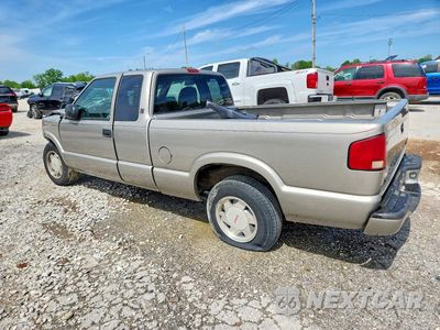 Drugie zdjęcie samochodu z przodu: 2002 GMC SONOMA VIN:1GTCS195228130359 - miniatura