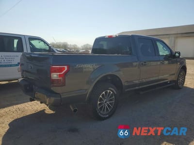Trzecie zdjęcie samochodu z tyłu: 2018 FORD F150 SUPERCREW VIN:1FTFW1E58JKE09842 - miniatura