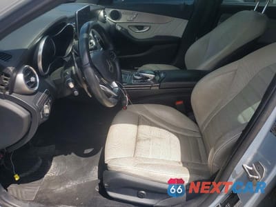 Zdjęcie 7 z 12 samochodu: 2018 MERCEDES-BENZ C 43 4MATIC AMG VIN:55SWF6EB9JU236198 - miniatura