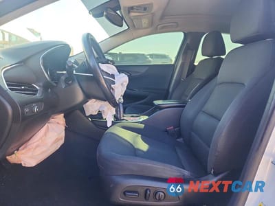 Zdjęcie 7 z 12 samochodu: 2017 CHEVROLET MALIBU LT VIN:1G1ZE5ST3HF126805 - miniatura