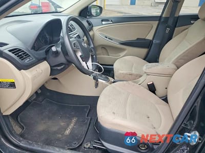 Zdjęcie 7 z 12 samochodu: 2016 HYUNDAI ACCENT SE VIN:KMHCT4AE9GU144733 - miniatura