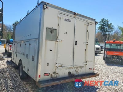 Drugie zdjęcie samochodu z przodu: 2019 CHEV EXPRESS G4500 VIN:1HA6GUCGXKN013118 - miniatura