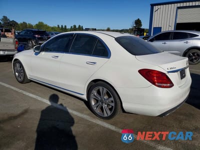 Drugie zdjęcie samochodu z przodu: 2018 MERCEDES-BENZ C 350E VIN:55SWF4HB9JU261649 - miniatura