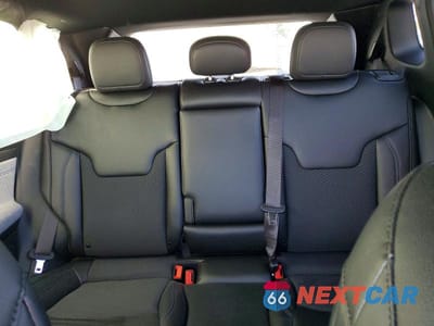 Zdjęcie 10 z 14 samochodu: 2026 JEEP COMPASS LATITUDE VIN:3C4NJDBN0TT190005 - miniatura