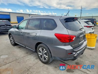 Drugie zdjęcie samochodu z przodu: 2018 NISSAN PATHFINDER S VIN:5N1DR2MM5JC613629 - miniatura