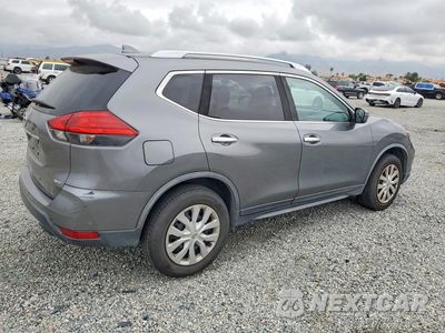 Trzecie zdjęcie samochodu z tyłu: 2017 NISSAN ROGUE S VIN:JN8AT2MV7HW276329 - miniatura