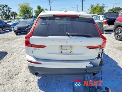 Zdjęcie 6 z 13 samochodu: 2020 VOLVO XC60 T5 MOMENTUM VIN:YV4102DK0L1488566 - miniatura