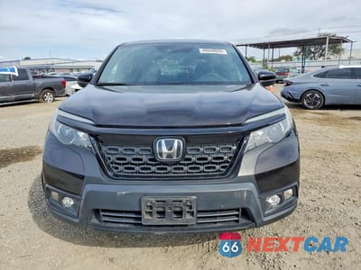 Piąte zdjęcie samochodu w środku: 2021 HONDA PASSPORT SPORT VIN:5FNYF7H29MB009528 - miniatura