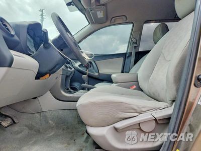 Zdjęcie 7 z 12 samochodu: 2011 TOYOTA RAV4 BASE VIN:2T3ZF4DV1BW071760 - miniatura