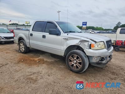 Czwarte zdjęcie samochodu z boku: 2006 FORD F150 SUPERCREW VIN:1FTRW12W86FA74124 - miniatura