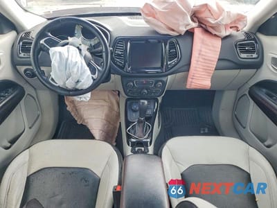 Zdjęcie 8 z 12 samochodu: 2020 JEEP COMPASS LIMITED VIN:3C4NJDCB4LT244846 - miniatura