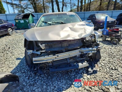 Piąte zdjęcie samochodu w środku: 2018 SUBARU LEGACY 2.5I PREMIUM VIN:4S3BNAC67J3028913 - miniatura