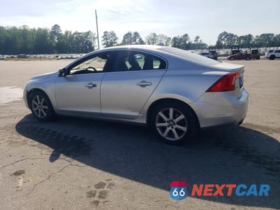 Drugie zdjęcie samochodu z przodu: 2016 VOLVO S60 PREMIER VIN:YV126MFK8G2413090 - miniatura
