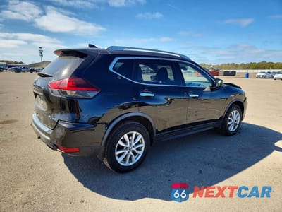 Trzecie zdjęcie samochodu z tyłu: 2019 NISSAN ROGUE SV VIN:JN8AT2MV5KW371799 - miniatura