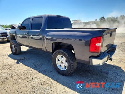 Drugie zdjęcie samochodu z przodu: 2011 CHEVROLET SILVERADO C1500 LT VIN:3GCPCSE0XBG158810 - miniatura