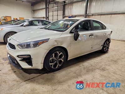 2020 KIA FORTE LXS 3KPF24AD9LE207012 - główne zdjęcie licytacji z USA - miniatura
