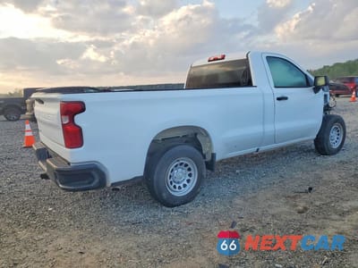 Trzecie zdjęcie samochodu z tyłu: 2021 CHEVROLET SILVERADO C1500 VIN:3GCNWAEK1MG309224 - miniatura