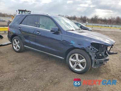 Czwarte zdjęcie samochodu z boku: 2017 MERCEDES-BENZ GLE 350 4MATIC VIN:4JGDA5HB2HA994931 - miniatura