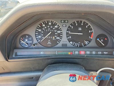 Zdjęcie 9 z 12 samochodu: 1992 BMW 318 I VIN:WBABA731XNEJ12038 - miniatura