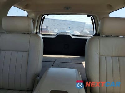 Zdjęcie 10 z 13 samochodu: 2003 LINCOLN NAVIGATOR VIN:5LMFU27R73LJ00851 - miniatura