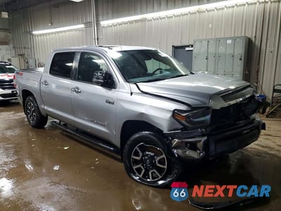 Czwarte zdjęcie samochodu z boku: 2019 TOYOTA TUNDRA LIMITED VIN:5TFHY5F17KX867785 - miniatura