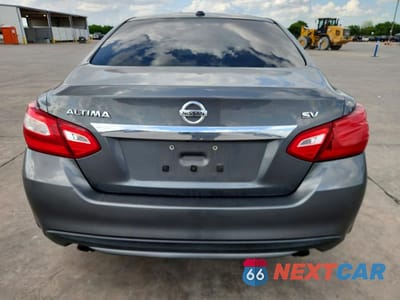 Zdjęcie 6 z 12 samochodu: 2017 NISSAN ALTIMA 2.5 SV VIN:1N4AL3AP4HC169754 - miniatura