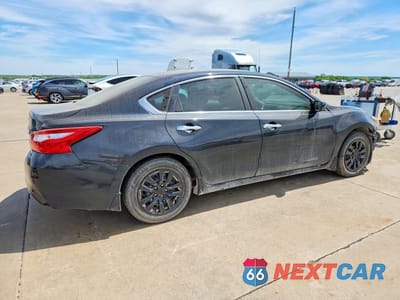Trzecie zdjęcie samochodu z tyłu: 2017 NISSAN ALTIMA 2.5 S VIN:1N4AL3AP5HN346123 - miniatura
